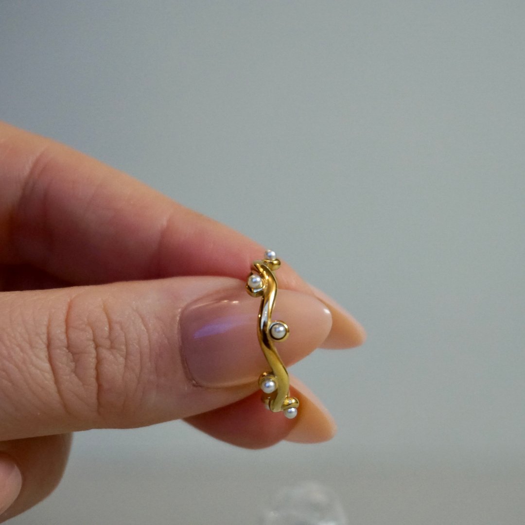 Ethereal Wave Gold - adjustable ring