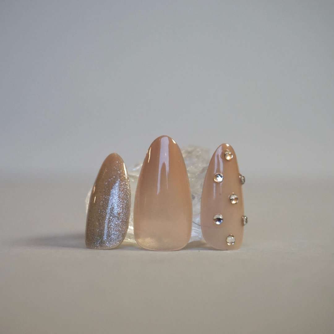Diamond Glaze Almond Long - løsnegler med glitter og diamant