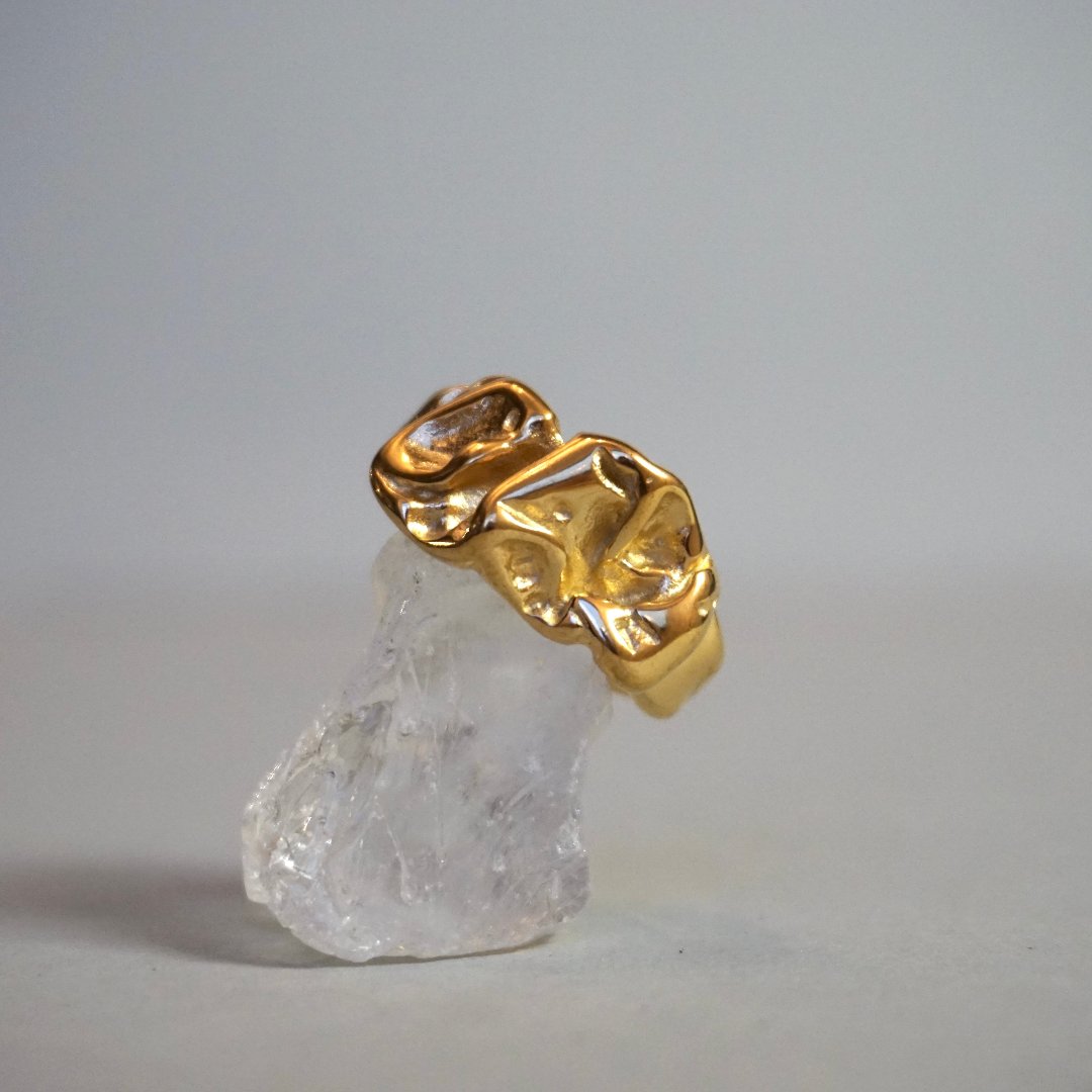 Rocky Gold - adjustable ring